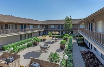 Buena La Vista Apartment Homes